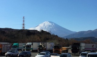 鮎沢PAから富士山